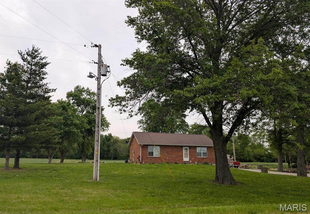 6906 Holcomb School Road - Photo 1