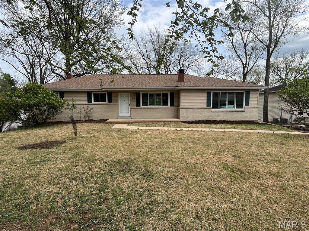 512 Bryan Avenue - Photo 1
