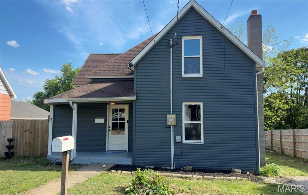 311 Albert Street - Photo 1