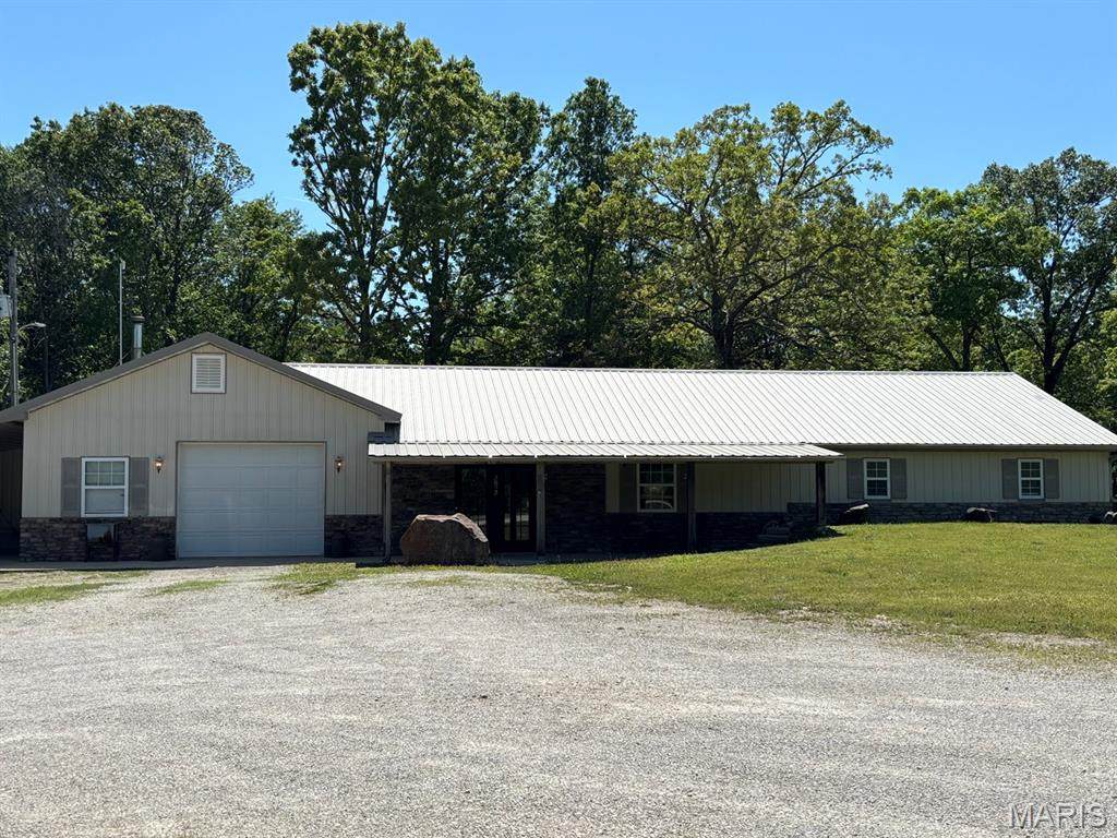 3892 Possum Hollow Road - Photo 1