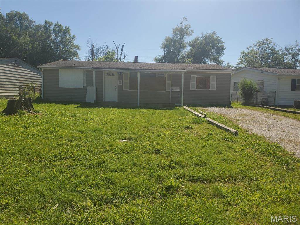 240 St John Drive - Photo 1