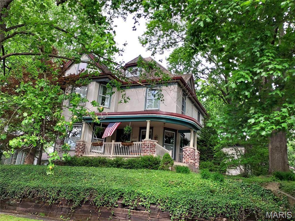 320 Fourth Street - Photo 1