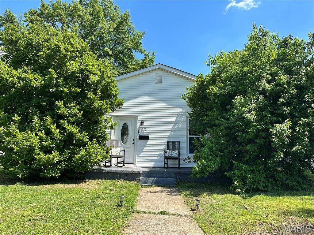 40 Missouri Avenue - Photo 1