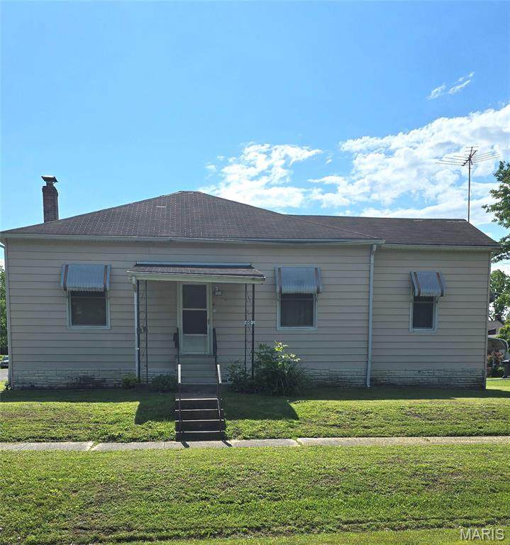 401 Van Buren Street - Photo 1