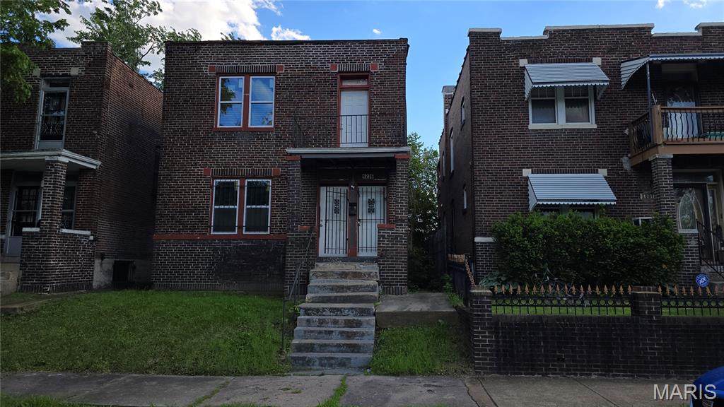 4236 Aldine Avenue - Photo 1