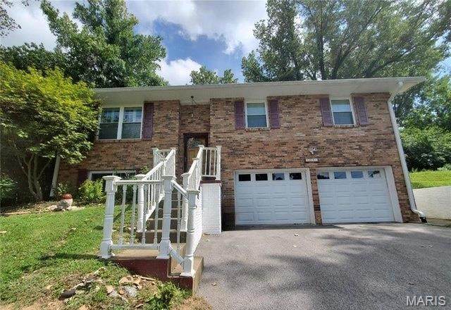 104 Pyramid Drive - Photo 1