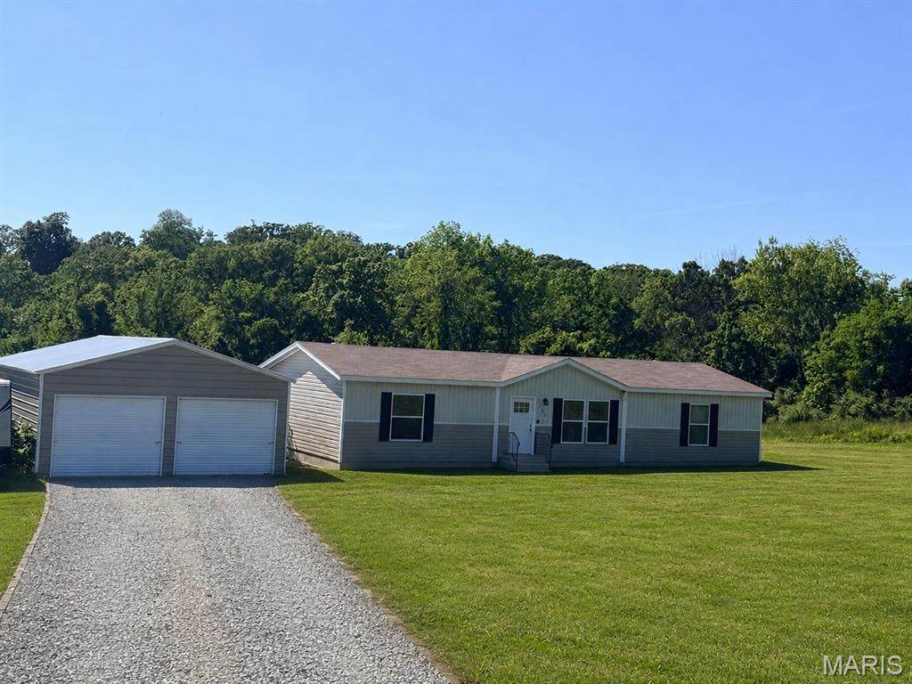 170 Alex Drive - Photo 1