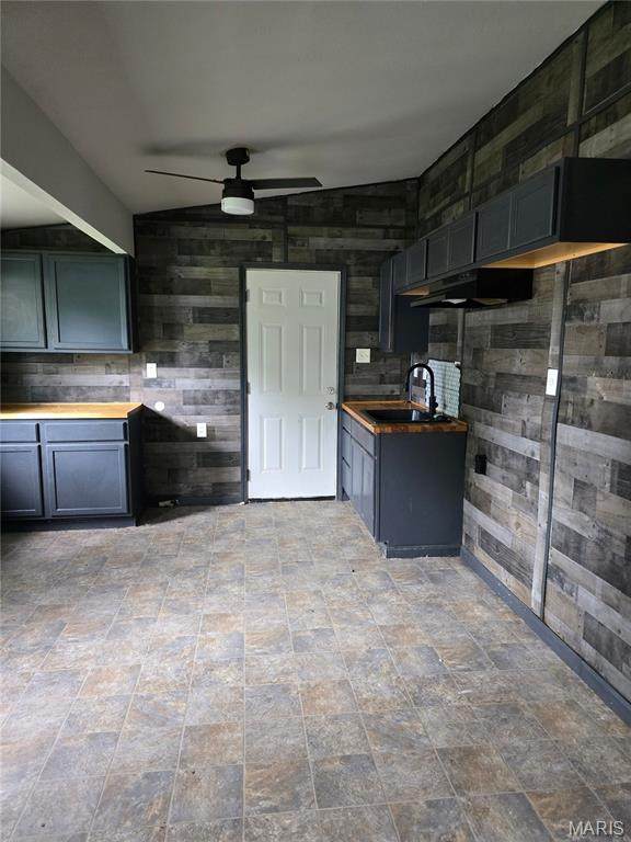 1301 Saint Zita Lane - Photo 1