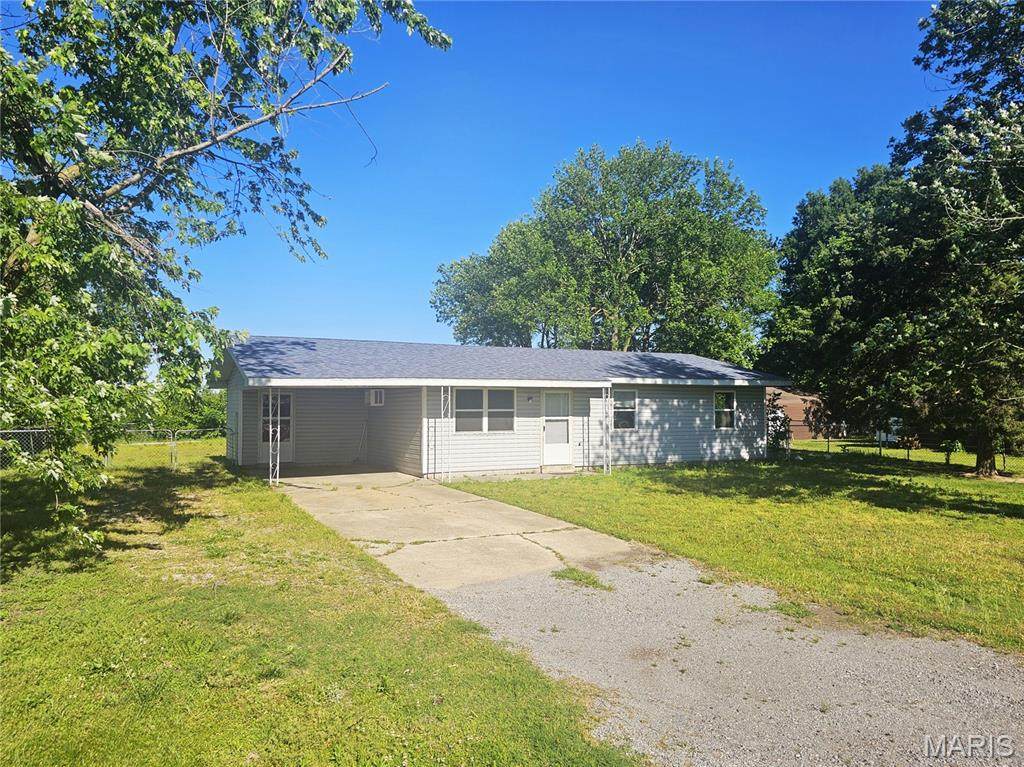 39335 Sue Drive - Photo 1