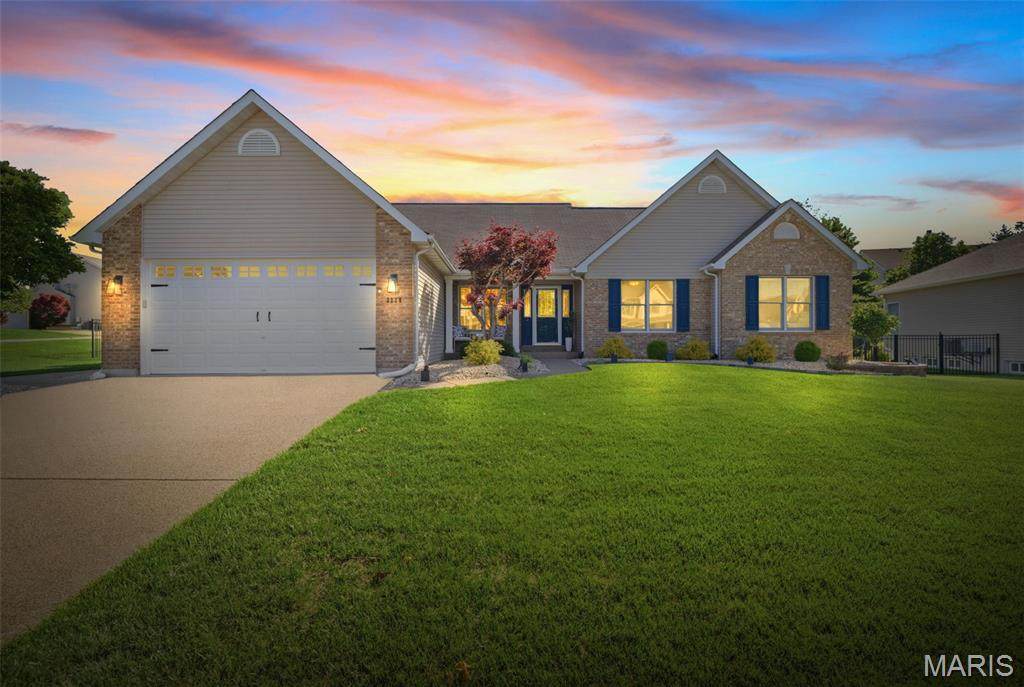 2218 Quaint Cottage Drive - Photo 1