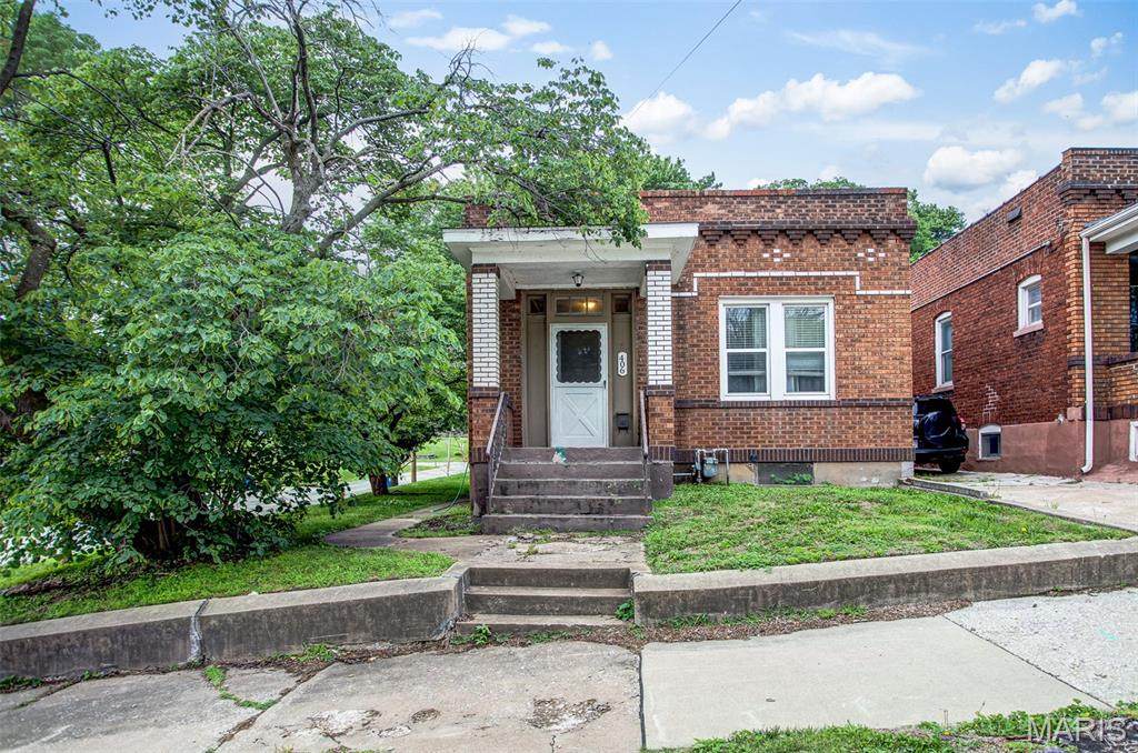406 9th Street - Photo 1