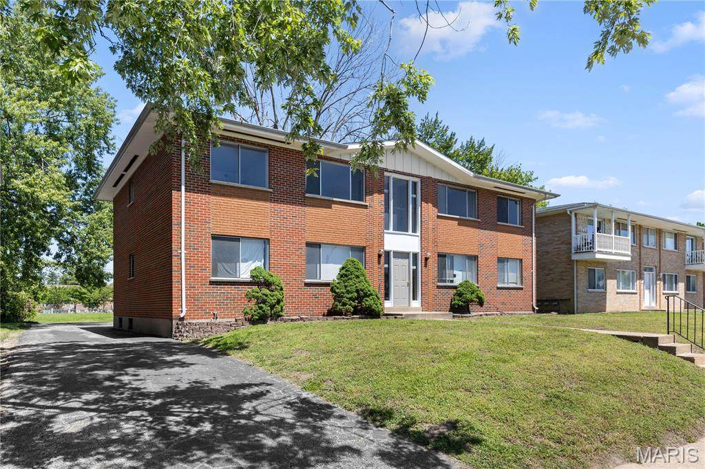 761 Thompson Drive - Photo 1