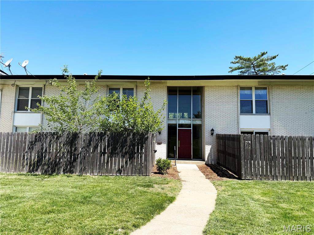10427 Briarbend Drive - Photo 1