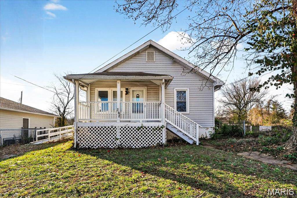 342 Alsobrook Street - Photo 1
