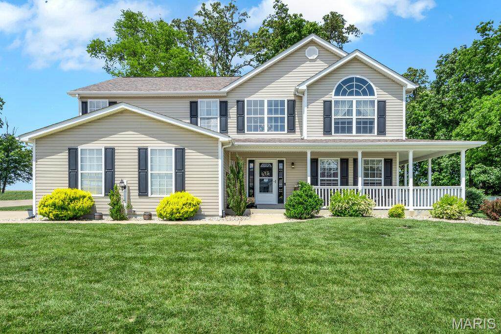 4901 Red Oak Drive - Photo 1