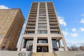 4501 Lindell Boulevard - Photo 1