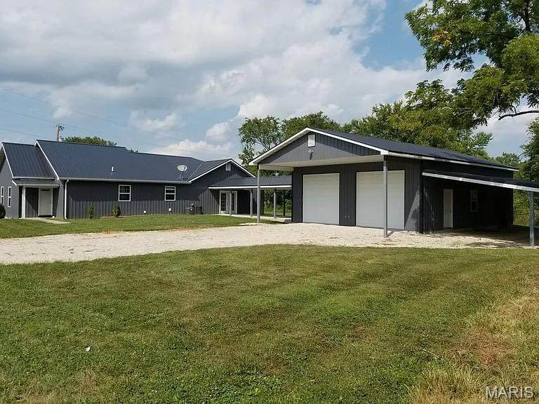 508 5th Street - Photo 1