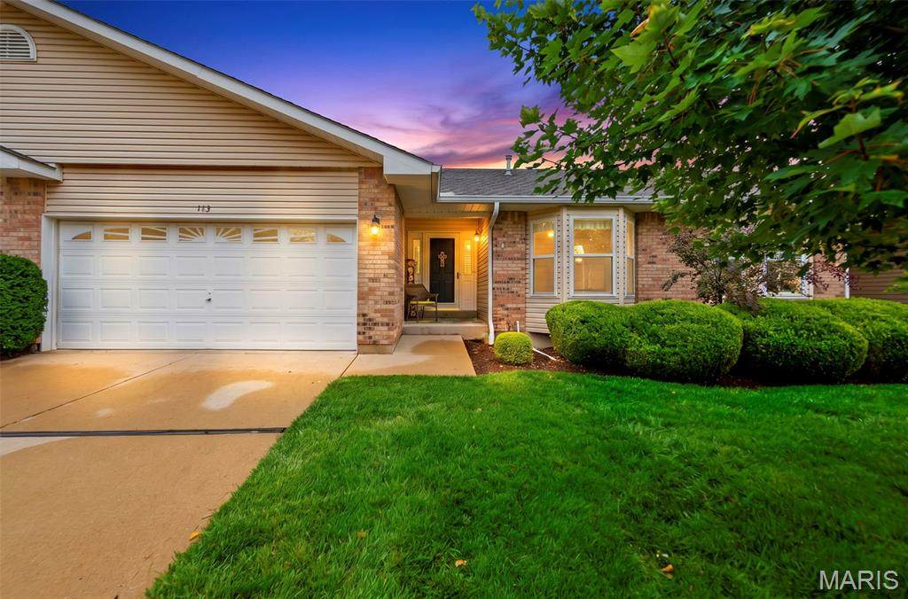 183 Southern Oaks Court - Photo 1