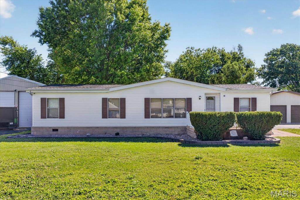 40 Godin Avenue - Photo 1