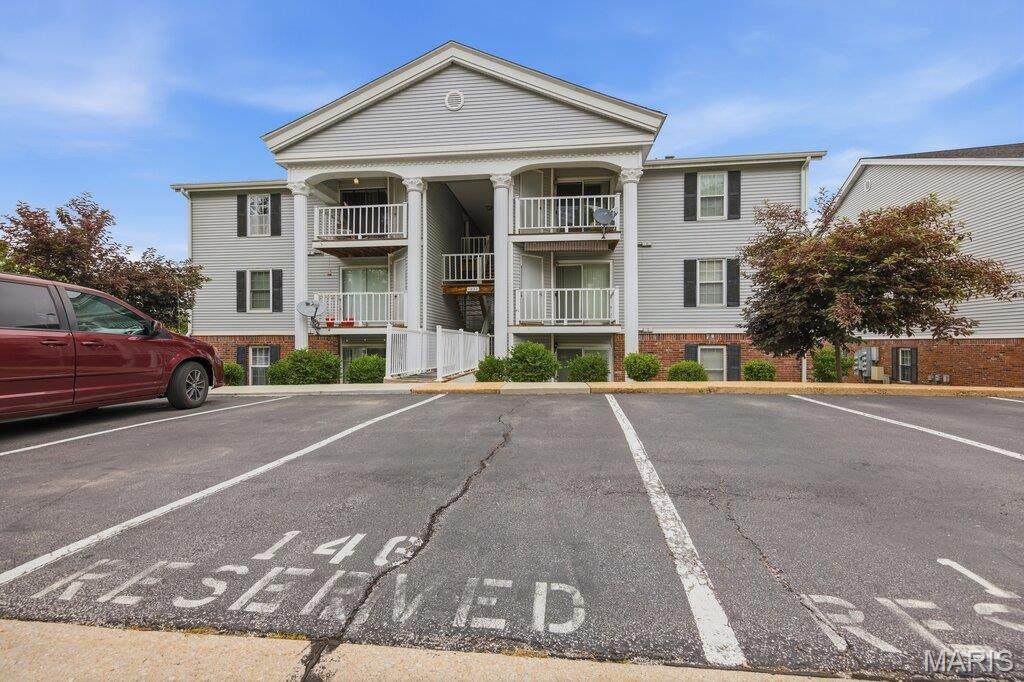 1231 Creve Coeur Crossing Lane - Photo 1