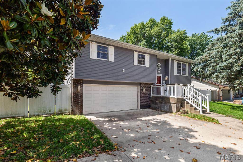 430 Reid Avenue - Photo 1