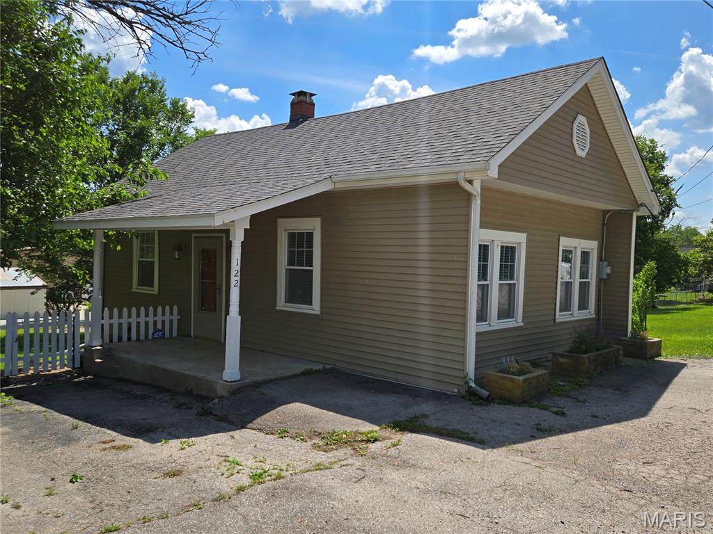 122 Almeling Street - Photo 1
