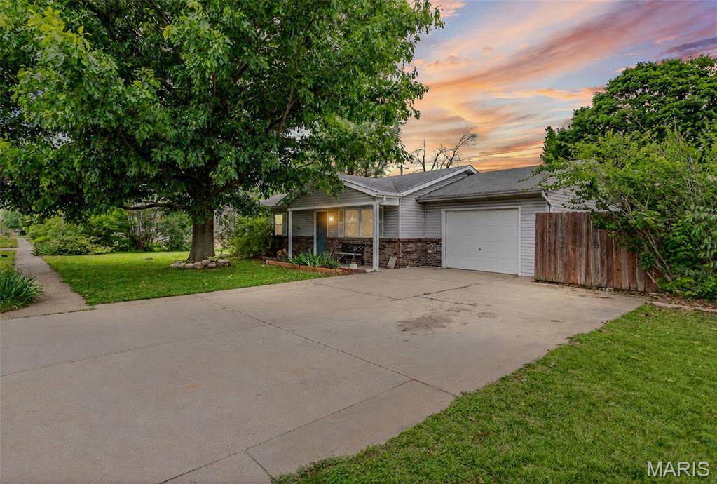 429 Orchard Court - Photo 1