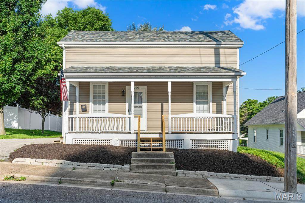 305 Macarthur Street - Photo 1