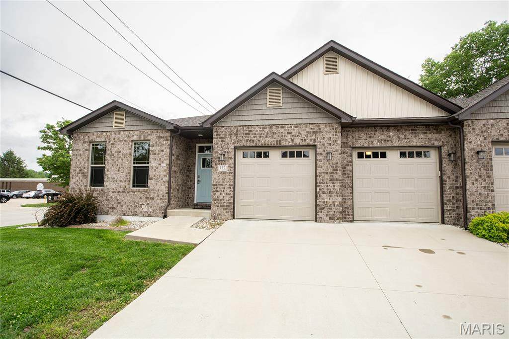132 Locust Street - Photo 1