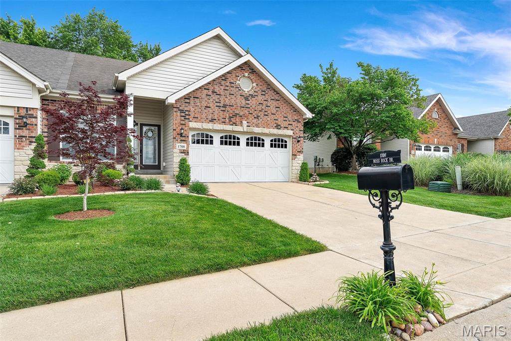 1708 Moss Rock Drive - Photo 1