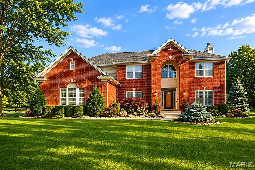 1011 Lyonshall Boulevard - Photo 1
