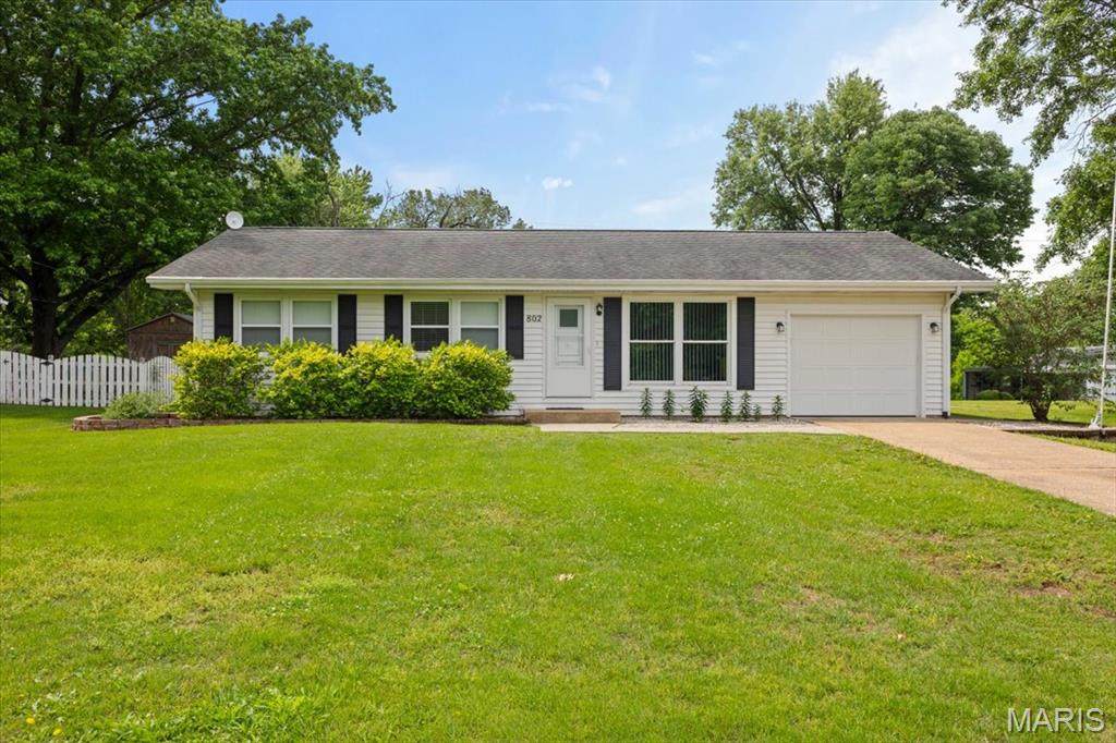 802 Lincoln Street - Photo 1