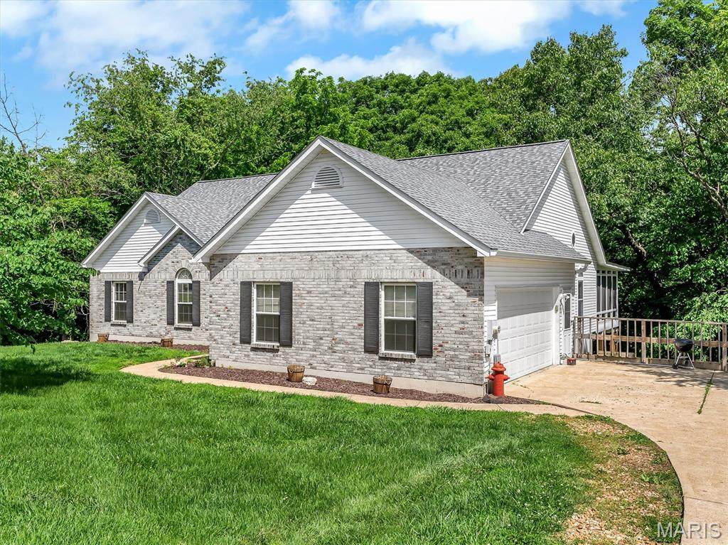 115 Apache Drive - Photo 1