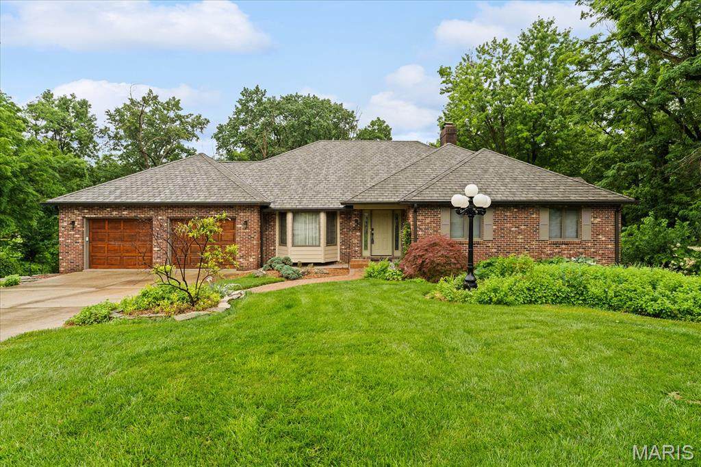 106 Suzanne Court - Photo 1