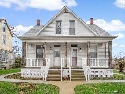 2928 Mary Irene Street - Photo 1