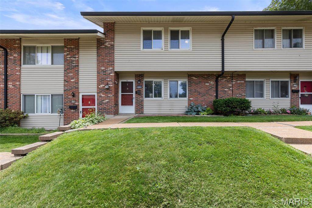 9128 Villaridge Court - Photo 1