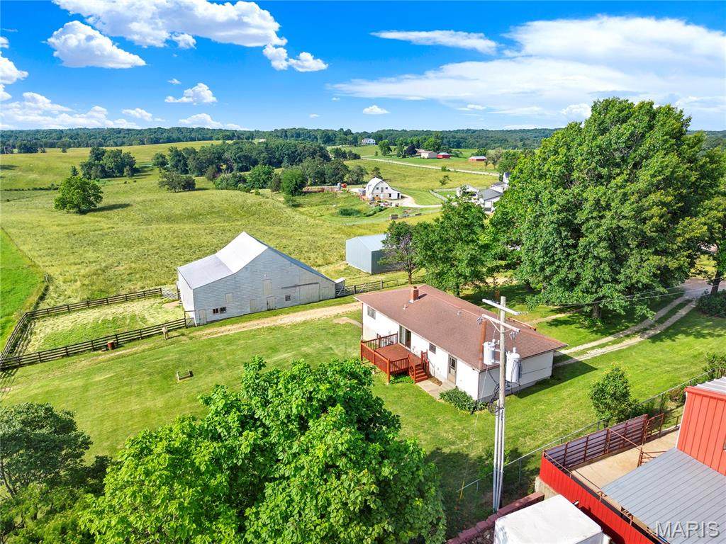 4642 Highway 185 - Photo 1