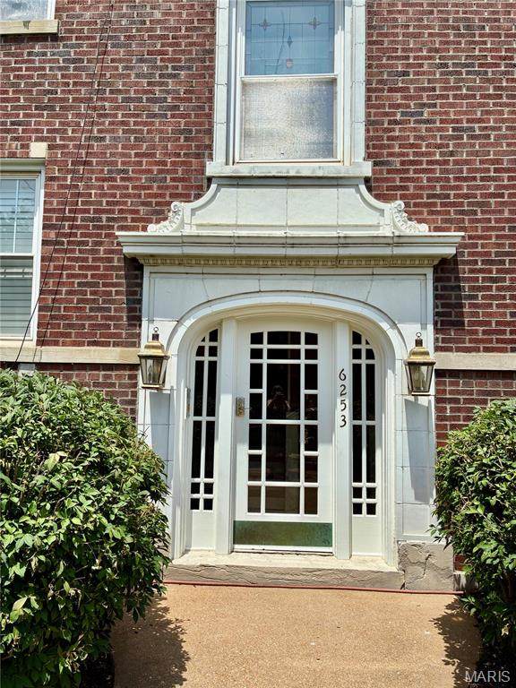 6253 Southwood Avenue - Photo 1