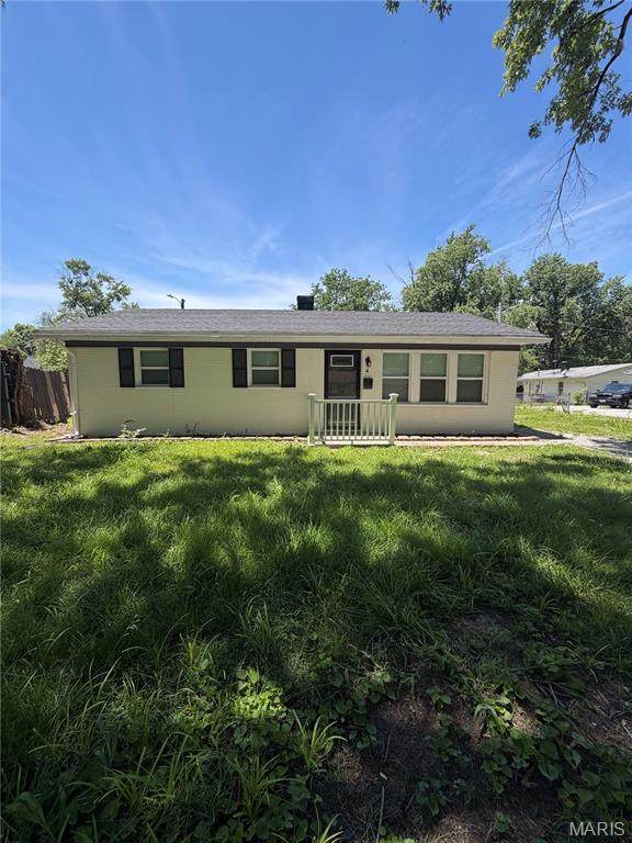 4 Lloyd Avenue - Photo 1