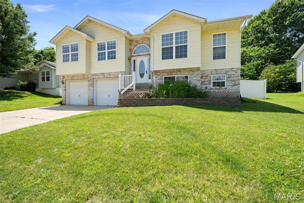 2325 Arkansas Drive - Photo 1