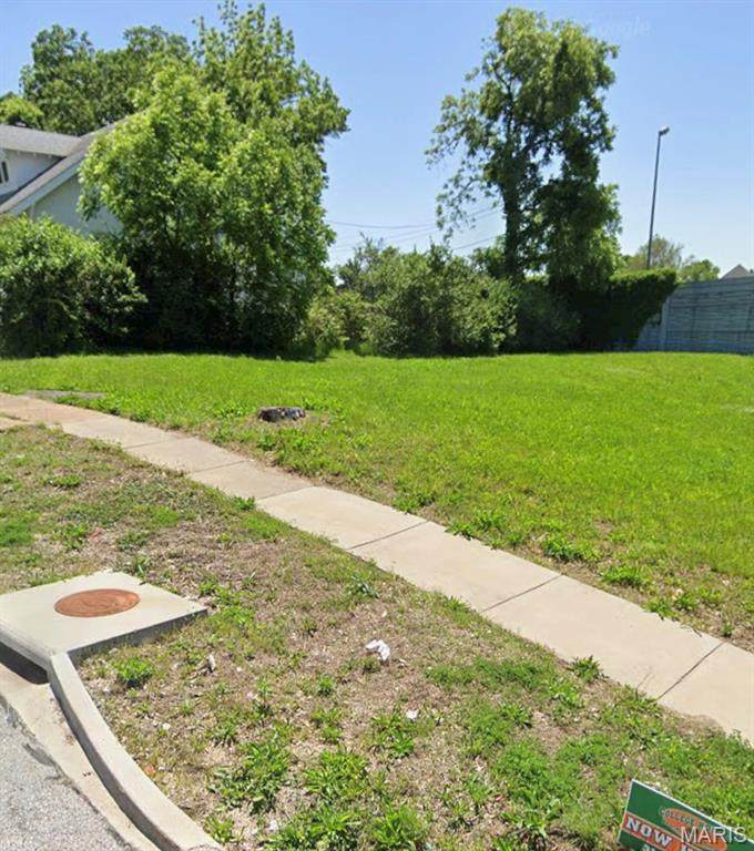 7468 Warner Avenue - Photo 1
