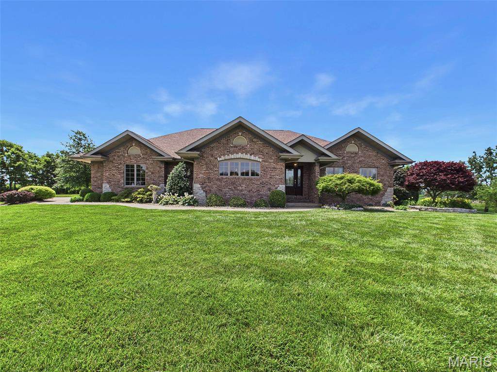 1751 Elizabeth Road - Photo 1