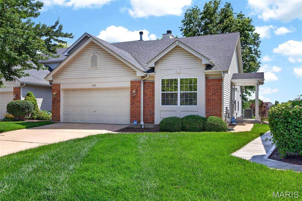 638 Hawk Run Drive - Photo 1
