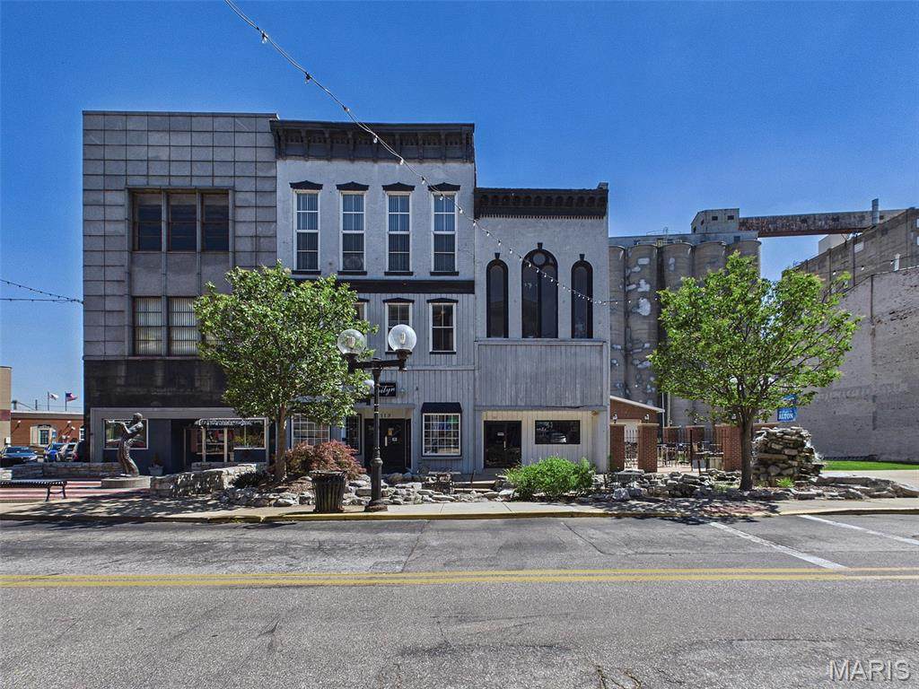 119 3rd Street - Photo 1