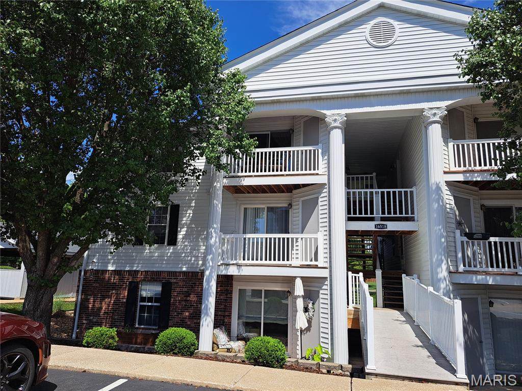 16518 Victoria Crossing Drive - Photo 1