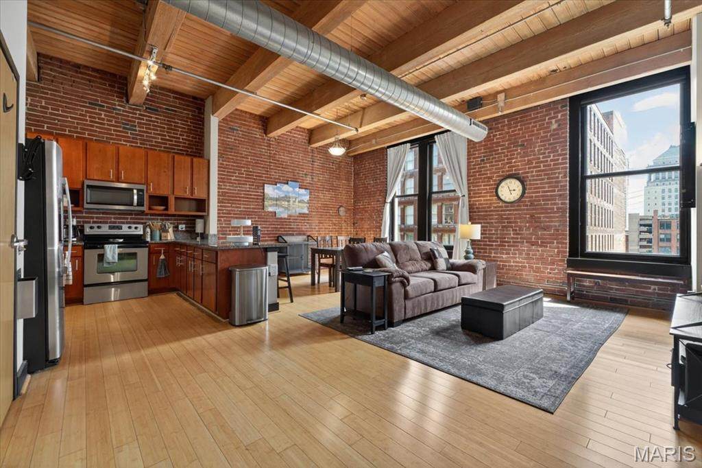 1113 Washington Avenue - Photo 1