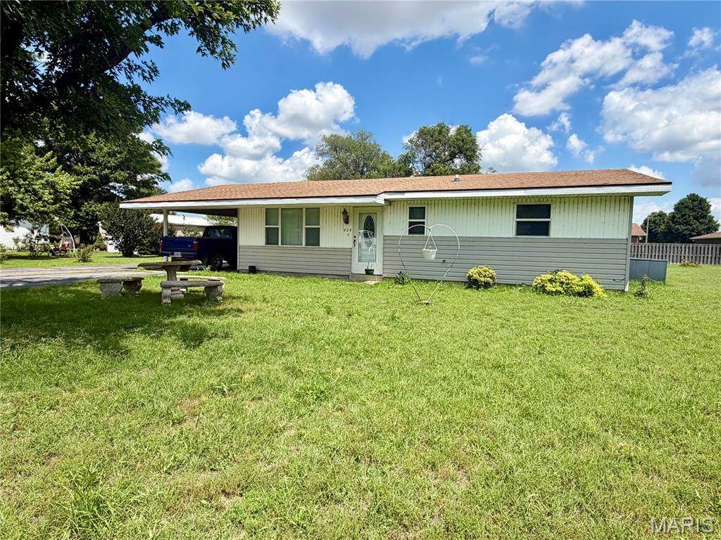 404 E Highway 162 - Photo 1