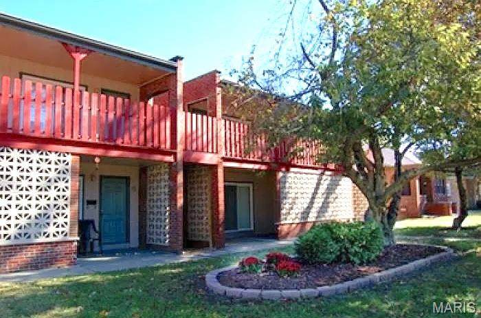 103 7TH Street - Photo 1