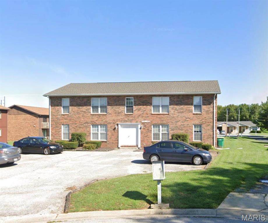 418 Donna Drive - Photo 1