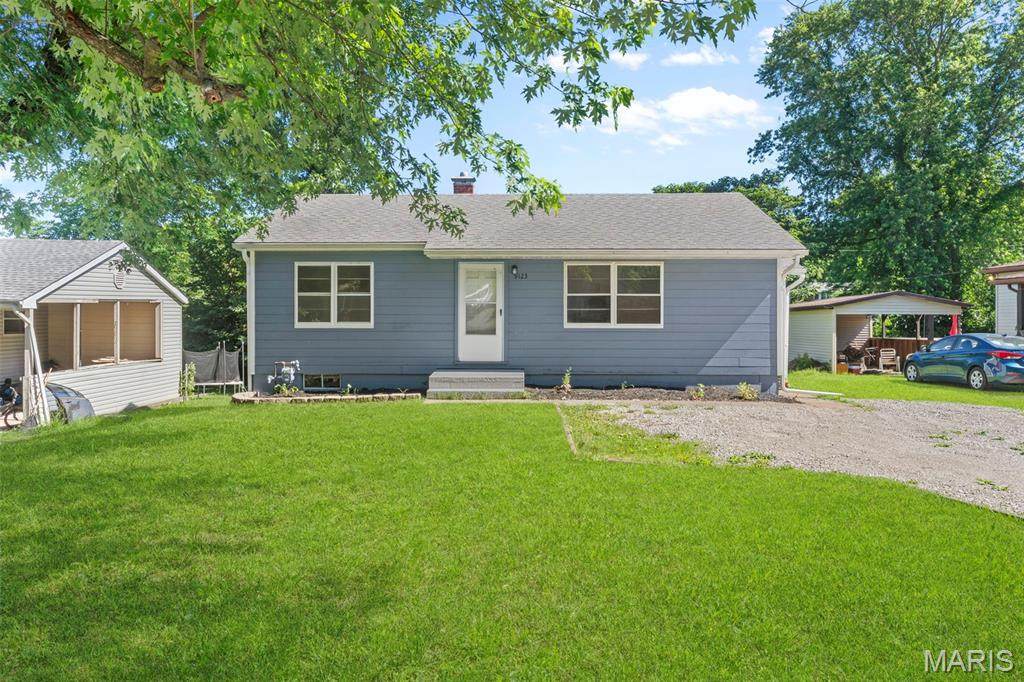 9123 Summit Drive - Photo 1